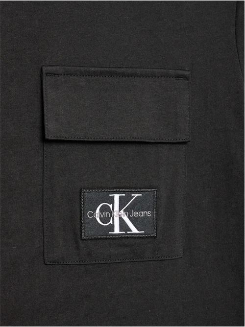 BADGE POCKET SS T-SHIRT CALVIN KLEIN JEANS | IB0IB01642/BEH